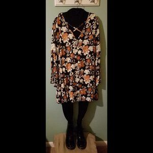 Flower Print Bell Sleeve Lined Boho Dress (Size Med)